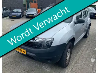 Dacia Duster 1.6i 105pk 4WD ! 1e eigenaar 129.000km. Trekhaak 1500kg.