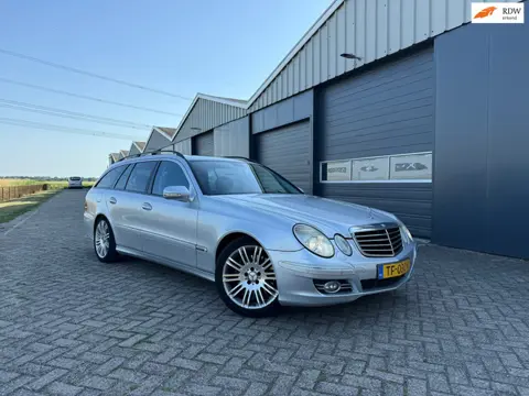 Mercedes-Benz E-klasse Estate 200 K. Avantgarde Pano/Automaat/AC/Navi