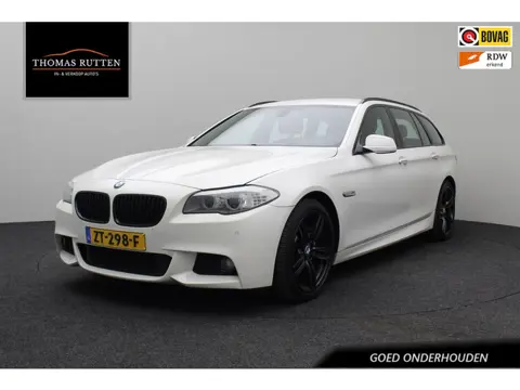 BMW 5-serie Touring 528i High Executive 2012 M-Pakket | Head-up | Memoryseats | Navigatie | Camera |