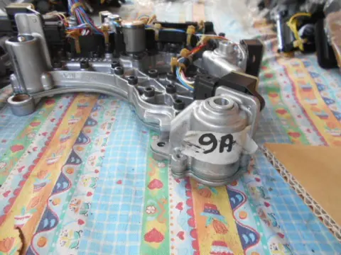 Distributor for gearbox Ferrari California