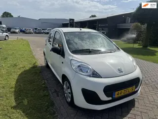 Peugeot 107 1.0 Blue Lease AIRCO