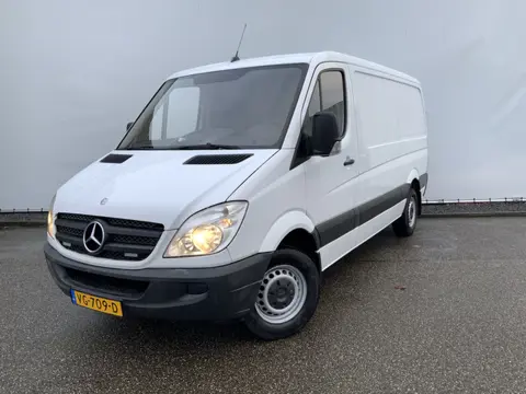 Mercedes-Benz Sprinter 313 2.2 CDI 366 L2H1 2 Zits Trekhaak 3500 kg Opstap Werkkasten in de laad rui