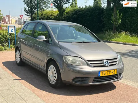 Volkswagen Golf Plus 1.6 FSI Optive *