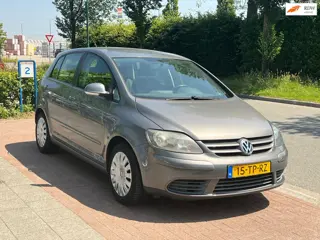 Volkswagen Golf Plus 1.6 FSI Optive *