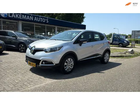 Renault CAPTUR 0.9 TCe Limited Silverline Huurkoop Inruil APK Garantie