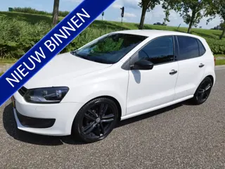 Volkswagen Polo 1.2-12V ** Airco ** 17 inch ** Sportonderstel ** Camera  ** NAVI **