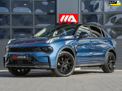 Lynk & Co 01 1.5 | Black Edition | Panoramadak|360° Camera|ACC|Stoelverwarming|Navi|Carplay