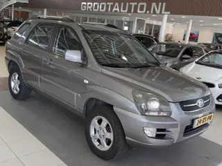 Kia Sportage 2.0 CVVT X-ecutive Airco, Cruise Control, Trekhaak, Stuurbekrachtiging