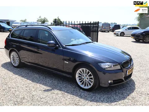 BMW 3-serie Touring 325i Business Line