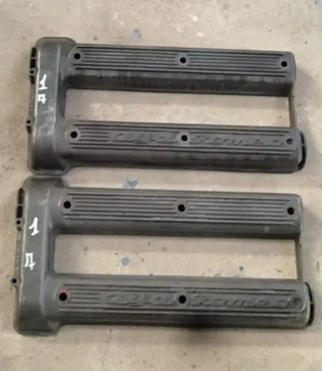 Valve covers for Alfa Romeo Montreal