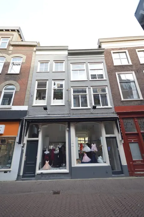 Woning aan de Voorstraat te Dordrecht