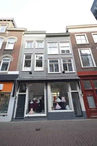 Woning aan de Voorstraat te Dordrecht