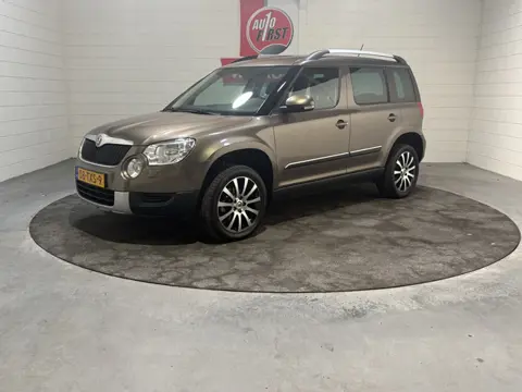 Škoda Yeti 1.2 TSI Ambition Arctic, NL auto, 1e eigenaar, Boekjes, Clima, Cruise, Trekhaak, Hoge ins