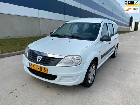 Dacia Logan MCV 1.6 Ambiance 7p. AIRCO/NAP/APK