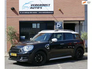 Mini Countryman 1.5 Cooper S E ALL4 Chili sportstoelen. camera.