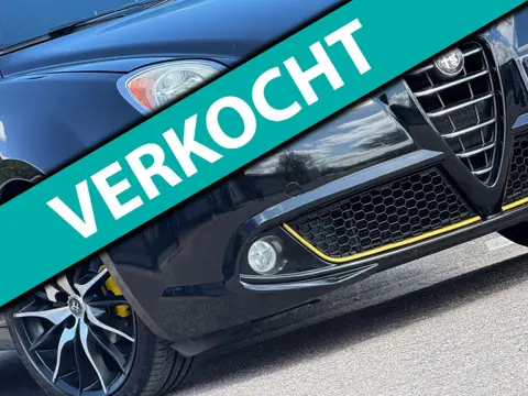 Alfa Romeo MiTo 1.4 Distinctive - Nero Profondo - Cruise/Clima/Nav - Fijn Sportief