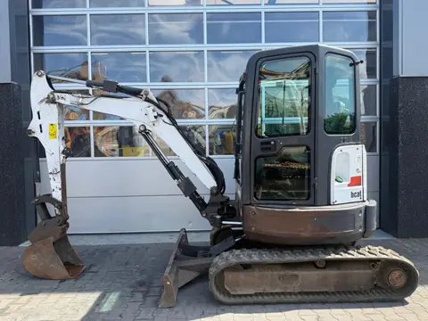 Bobcat E26 (bj 2012)