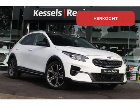 Kia Xceed 1.6 GDi PHEV ExecutiveLine | Pano | Memory | Stoelventilatie | Keyless | Camera | CarPlay 