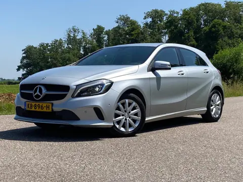 Mercedes-Benz A-klasse 160 Ambition 5DRS NAVI Half-Leder Nap Airco Goed Onderhouden