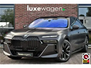BMW 7 Serie 750e xDrive M-Sport Pro Frozen-Grey Auto-Doors Exe-Drive-Pro Trekhaak