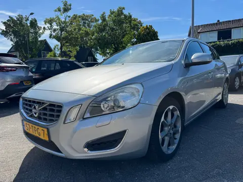 Volvo V60 1.6 T3 Ocean Race 150pk,Leder,Navi,Elek-pakket