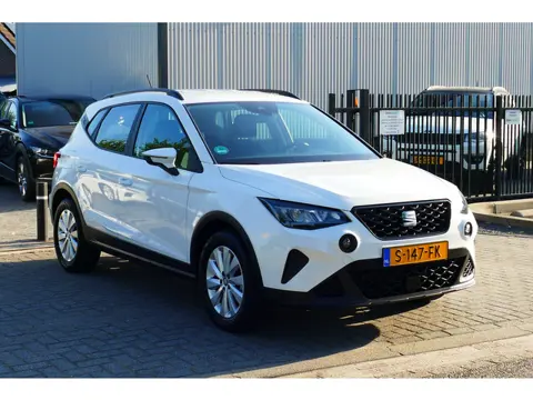 SEAT Arona 1.0 TSI Style. Carplay/Android Navi, Clima, Cruise, 16"LMV, Haak 1000kg