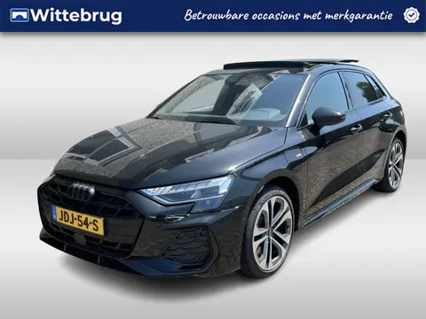Audi A3 Sportback 45 TFSI e S-Line Competition / AUTOMAAT/ GARANTIE TM 09-2029/ 272 PK/ PANO/ SONOS/