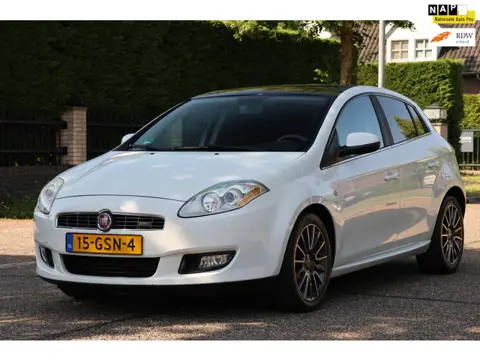 Fiat Bravo 1.4 T-Jet Edizione Sport | AUTOMAAT | PANO | CLIMA | CRUISE | MOOIE GOED ONDERHOUDEN AUTO