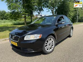 Volvo S40 2.4 D5 Edition I AUTOMAAT/NAP/CLIMA/APK 6-2027