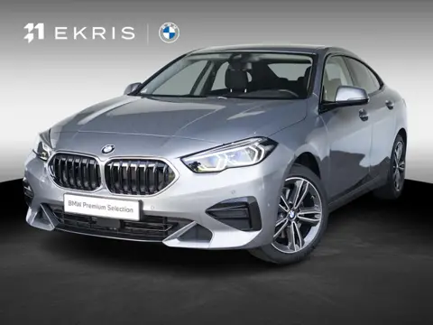 BMW 2 Serie Gran Coupe 218i | Handgeschakeld !! | LED | Navigatie | Trekhaak | Sportstoelen | Stoelv