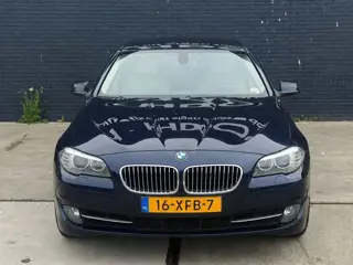 BMW 5-serie 528i BENZIN AUTOMAAT XENON/NAVI/CLIMA