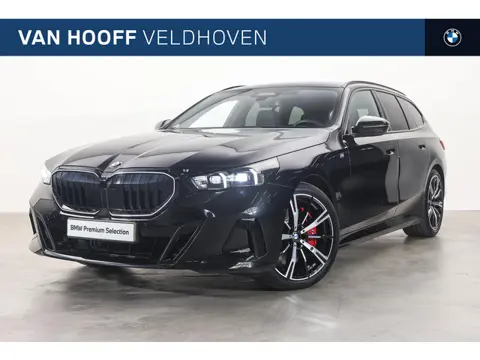 BMW 5 Serie Touring 540d xDrive M Sport High Executive Automaat / Panoramadak / Trekhaak / Bowers & 