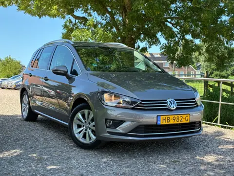 Volkswagen Golf Sportsvan 1.2 TSI Highline | Camera + Cruise + Navi Nu € 5.975,-!!!