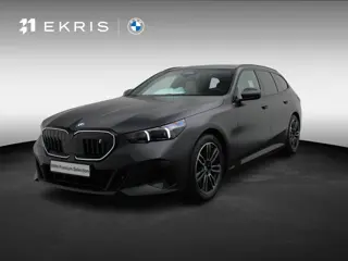BMW i5 Touring eDrive40 M Sportpakket Pro | Achteruitrijcamera | Driving Assistant Plus | Parking As