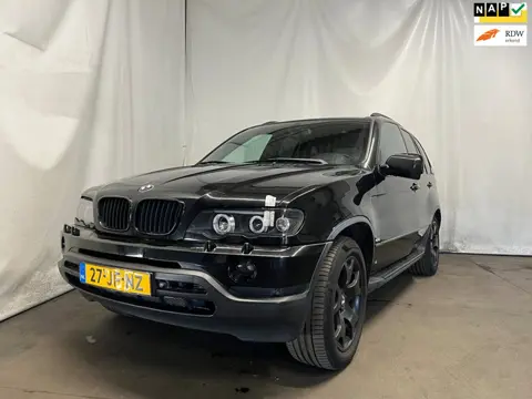 BMW X5 4.4i Executive - Schade