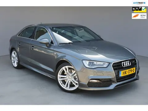 Audi A3 Limousine 180PK!|S-Line|Navi|Clima|Cruise|