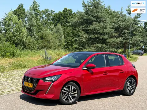 Peugeot 208 1.2 PureTech 101 pk AUTOMAAT Allure Pack, panoramadak, achteruitrijcamera, navigatie, ad