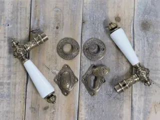 Set deurbeslag porseleinen handgrepen, messing