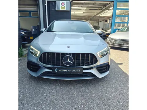 Mercedes-Benz A-klasse AMG 45 4MATIC+ - PANORAMADAK - ALCANTARA - 1e LAK