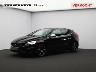 Volvo V40 T3 Automaat Polar+ Sport R-Design / Trekhaak / Panoramadak / Harman Kardon / Stoelverwarmi