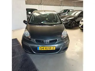 Toyota Aygo 1.0-12V Aspiration Green - ALCANTARA - LM VELGEN - AIRCO - NL AUTO