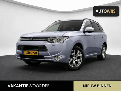 Mitsubishi Outlander 2.0 PHEV Instyle+|PANO|LEDER|TREKHAAK|CAMERA|NL AUTO|GOED ONDERHOUDEN