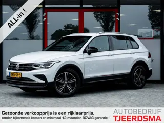 Volkswagen Tiguan 1.5 TSI Elegance | Trekhaak | Achteruitrijcamera | IQ Light Matrix | Navigatie | S