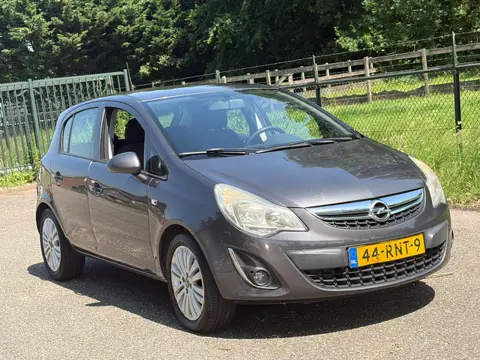 Opel Corsa 1.2-16V Edition /Airco/5-Deurs/