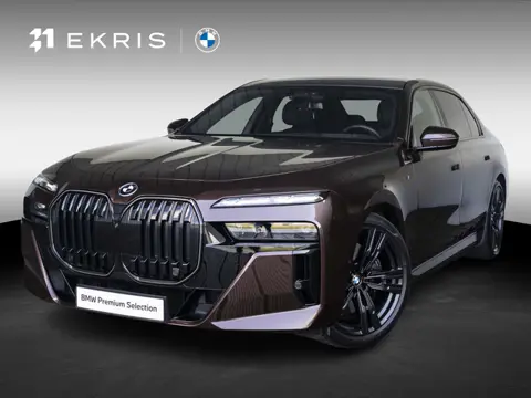 BMW i7 xDrive60 | M Sportpakket Pro | Colour PPF Mahony Brown | Connoisseur Pack | Climate Acoustics