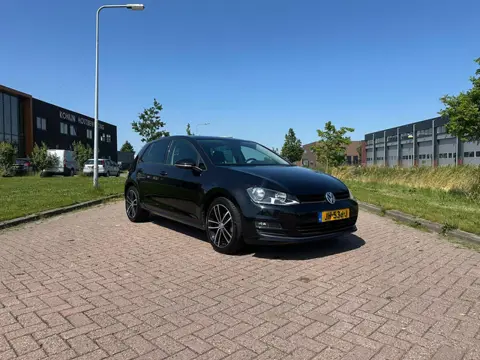 Volkswagen Golf 1.2 TSI Business Edition R Connected DSG
