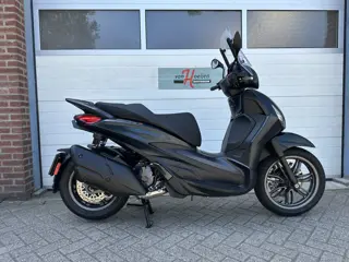 Piaggio BEVERLY 400 S HPE (bj 2023)