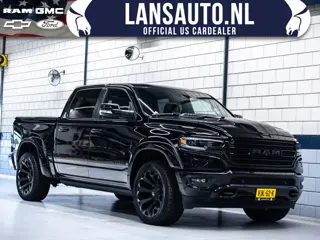 Dodge Ram 1500 5.7 V8 4x4 Crew Cab Limited Night | Widebody| 22" wielenset
