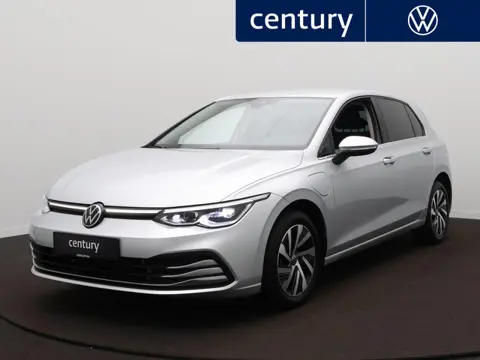 Volkswagen Golf 1.4 eHybrid Style / Elek. Stoel / Massage / Adap. cruise