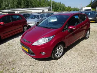 Ford Fiesta 1.25 Titanium airco sport velgen